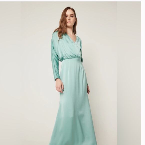Elliatt Diem Maxi Dress XS NWT Aqua Green Silky Easter Femme Romantic Ethereal - Picture 1 of 6